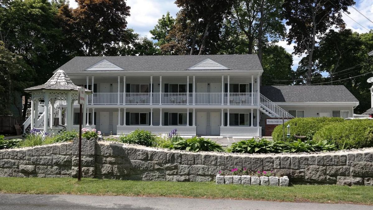 Moseley Cottage Inn & Town Motel in Bar Harbor, Maine