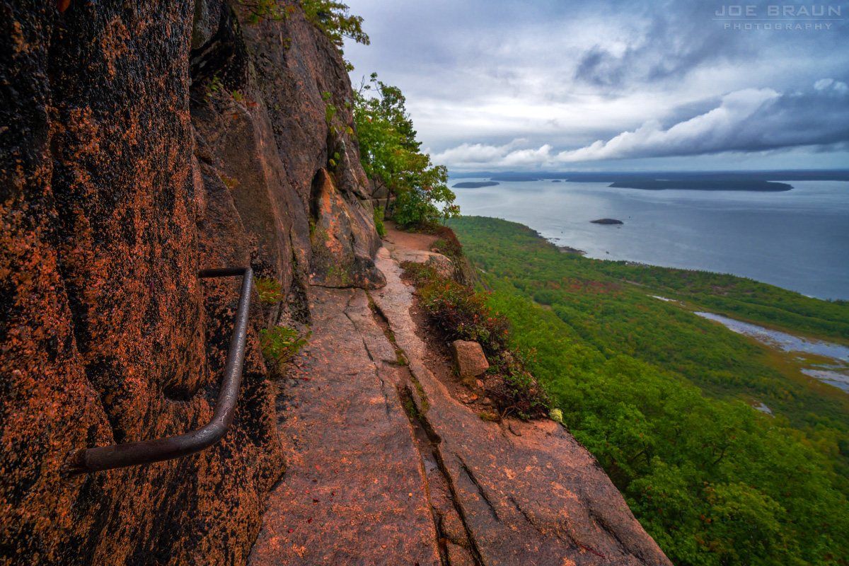 Steep terrain on Precipice Trail